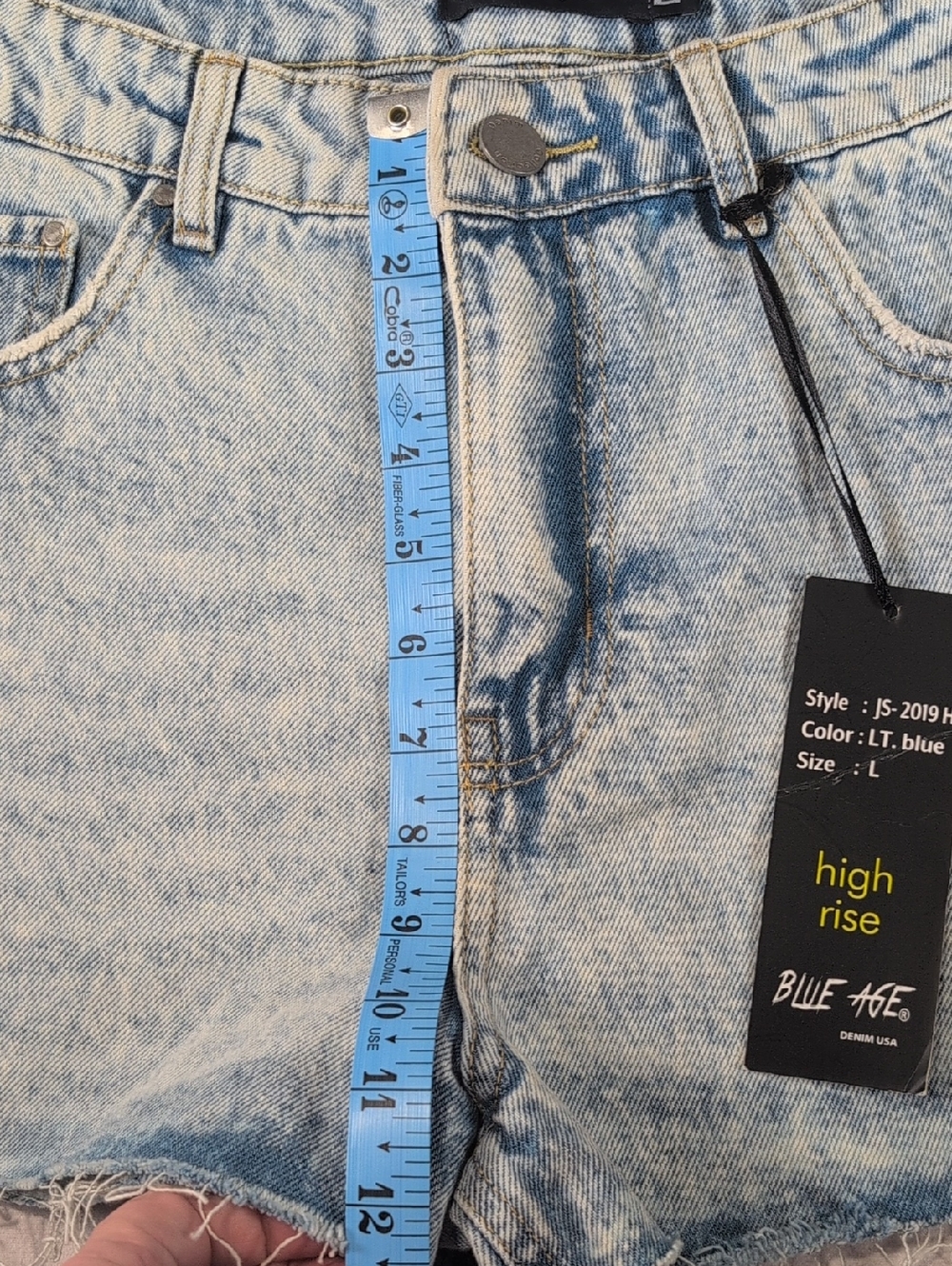 Blue Age High Rise Light Wash Denim Shorts with Raw Hem Size Large - Picture 5 of 9
